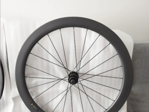 Ruedas Superteam D50 carbono perfil 50mm.
